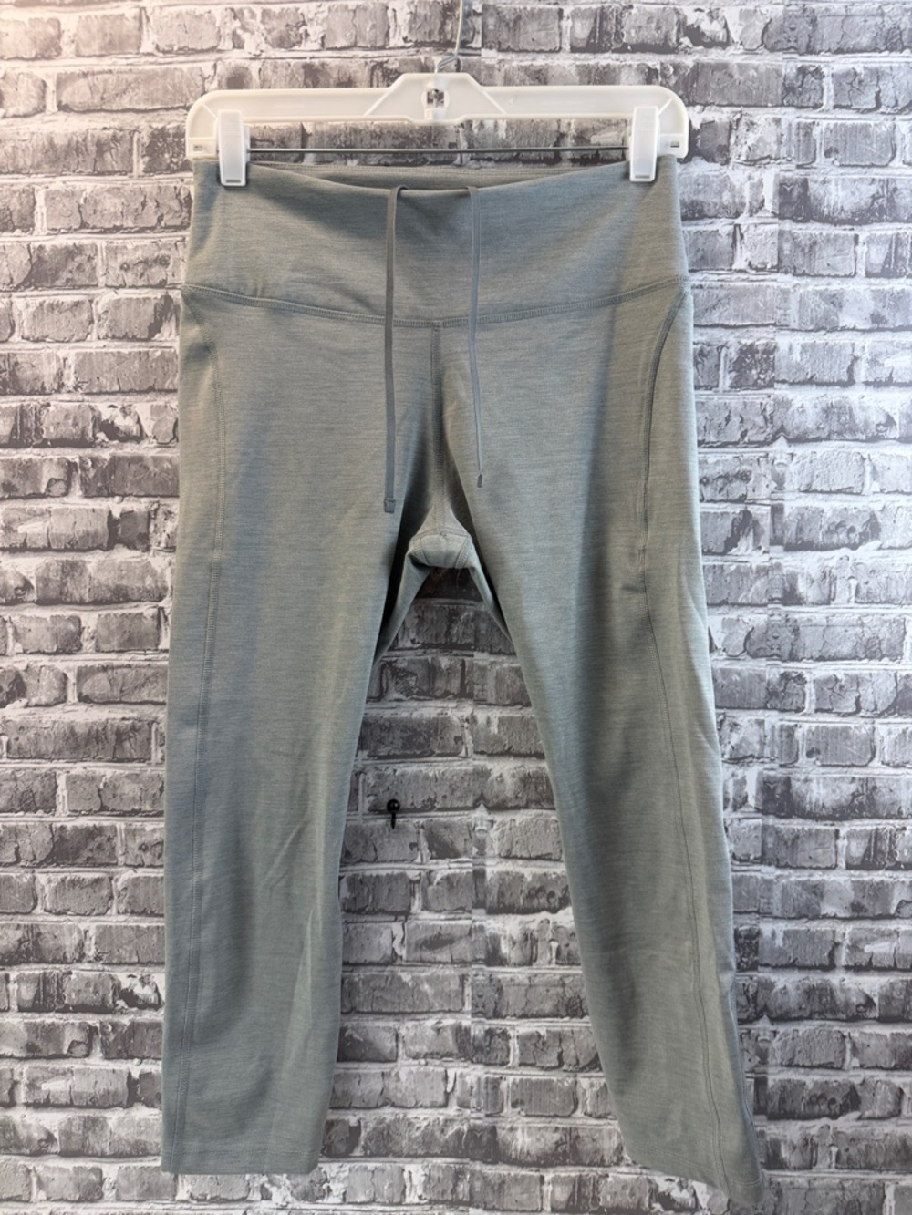 Nike‎ Light Sage Green Drawstring capri Leggings